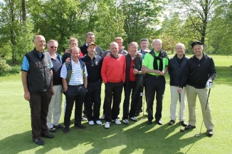 Golfen für einen guten Zweck: Im Mai wird Jan zum Schirmherrn des 1. Münsteraner Tatort-Golf-Cups. Der Erlös geht an die NCL-Stiftung.